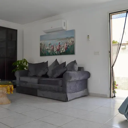 Townhouse With Shared Pool * Torrevieja