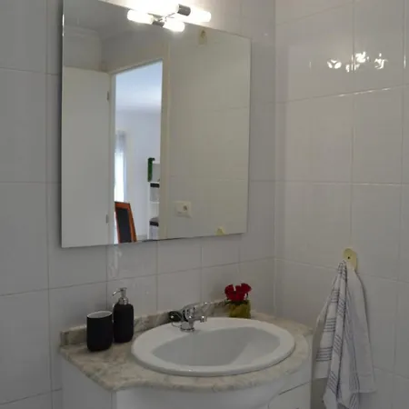 Townhouse With Shared Pool Prázdninový dům