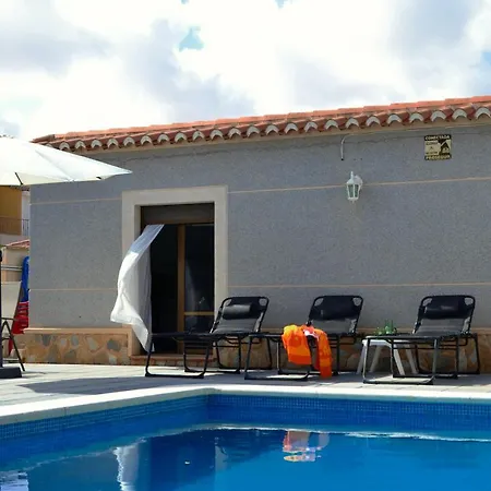 Townhouse With Shared Pool Τορεβιέχα