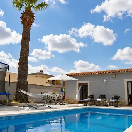 Townhouse With Shared Pool * Torrevieja