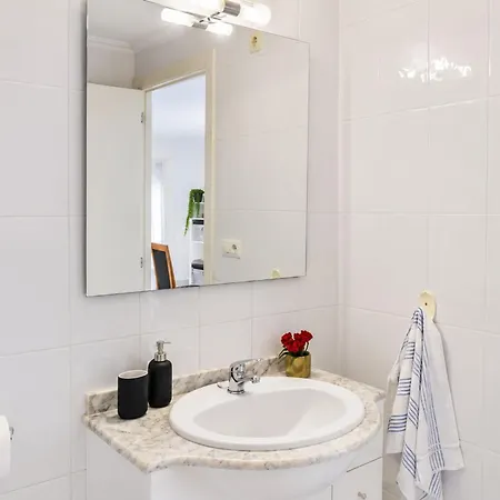 Hébergement de vacances Townhouse With Shared Pool Torrevieja