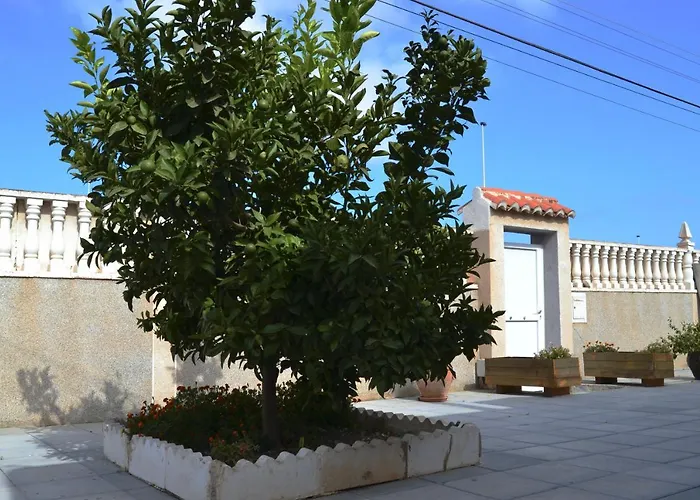 Townhouse With Shared Pool * Torrevieja