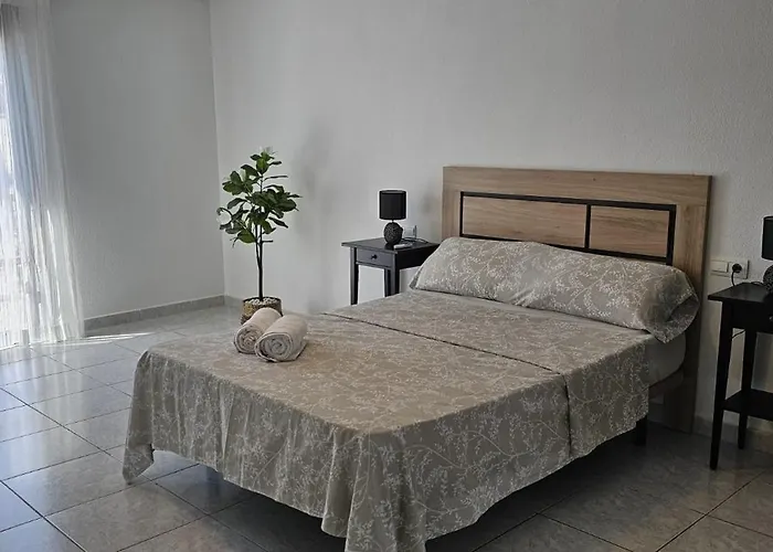 Townhouse With Shared Pool Torrevieja