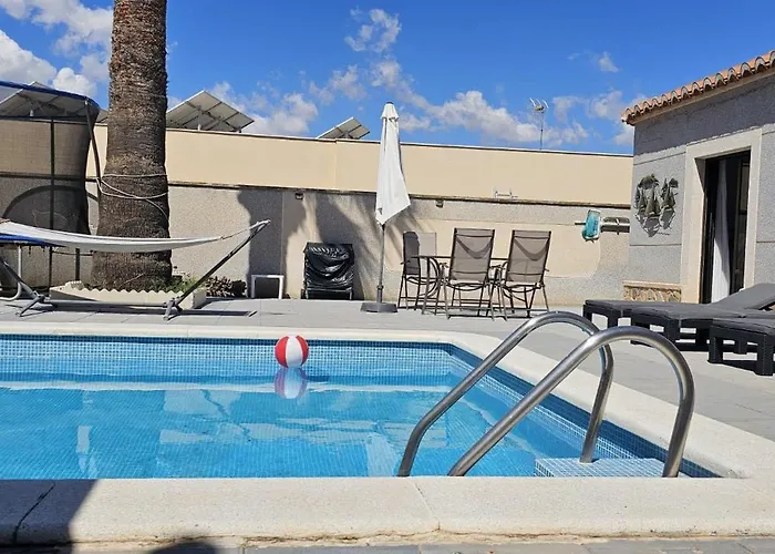 Townhouse With Shared Pool Holiday home Torrevieja